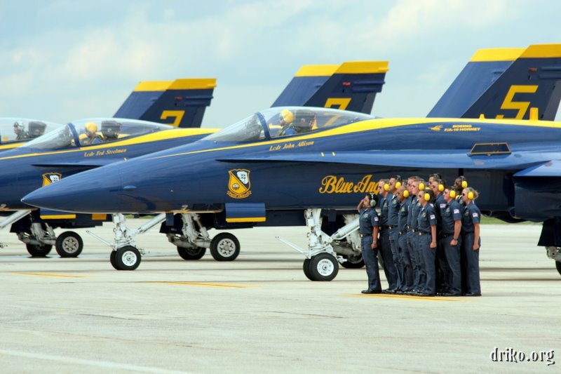 IMG_3938.JPG - Pre-flight Salute