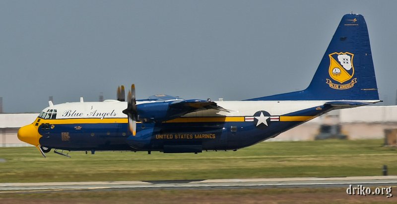 IMG_6112_800.jpg - The Blue Angels' support C-130 aircraft "Fat Albert" takes off.