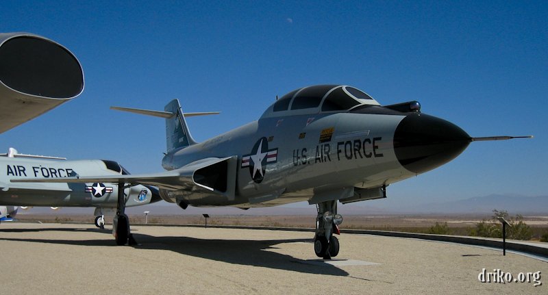 IMG_0723_800.jpg - An F-101 on display at the Edwards AFB Century Circle