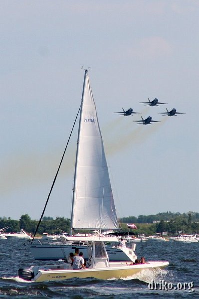 IMG_2092.JPG - Blue Angels over the Patuxent River 1