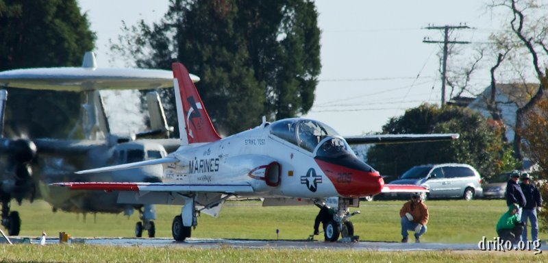 IMG_7229_800.jpg - The T-45 awaits the final connection to the catapult shuttle before it can launch.  Unfortunately, the T-45 catapult launch was also scrubbed.  Again, I couldn't quite tell, but it looked like they couldn't get that catapult shuttle to lock in properly either.