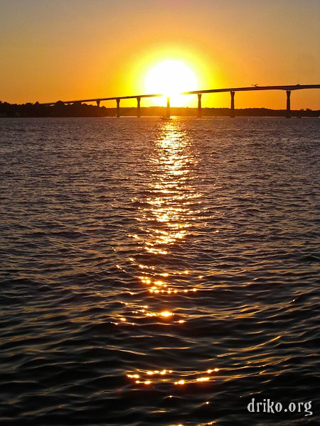 IMG_1539_800.jpg - Sunset over the Patuxent River Bridge in Solomons Island, MD.
