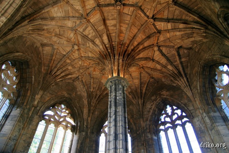 IMG_4947.JPG - Wide-angle interior of Elgin Cathedral
