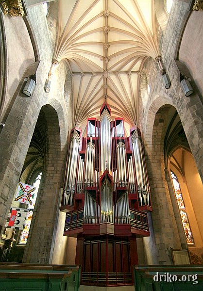IMG_5416.JPG - Organ at an Edinburgh church